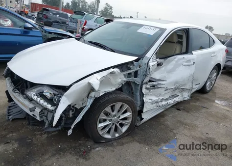 2015 Lexus Es 300H z USA, uszkodzony, nr VIN JTHBW1GG2F2098346